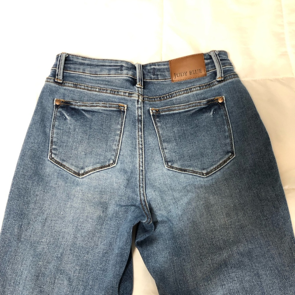 Judy Blue Boyfriend Fit Blue Denim Jeans women’s size 5/27 leather rear logo